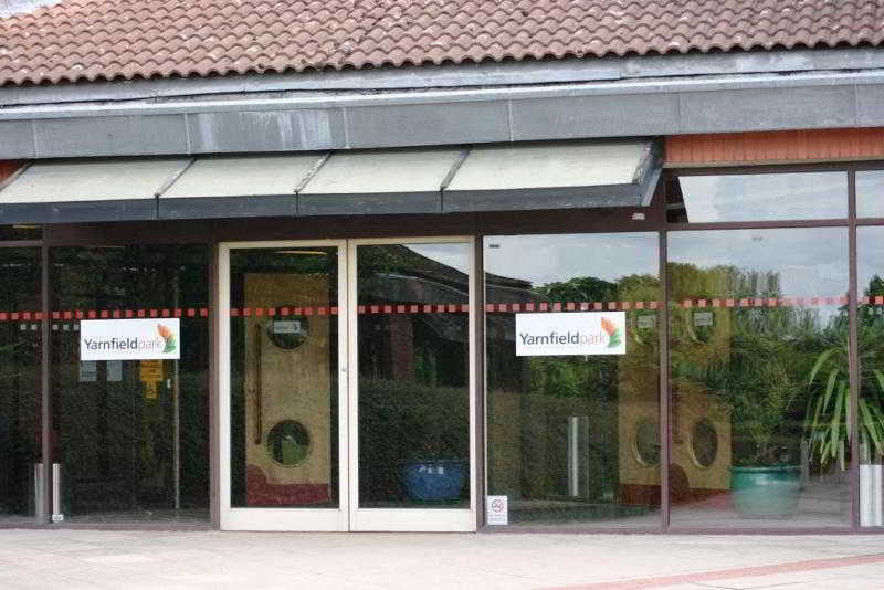Hotel Yarnfield Park Training And Conference Centre Stone  Zewnętrze zdjęcie